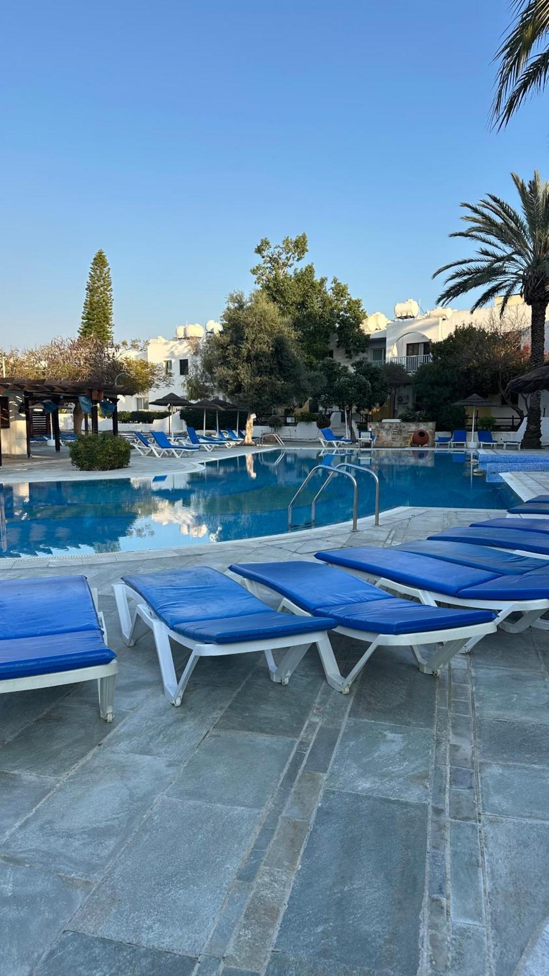 Paphos Gardens Studio Suite Eksteriør bilde